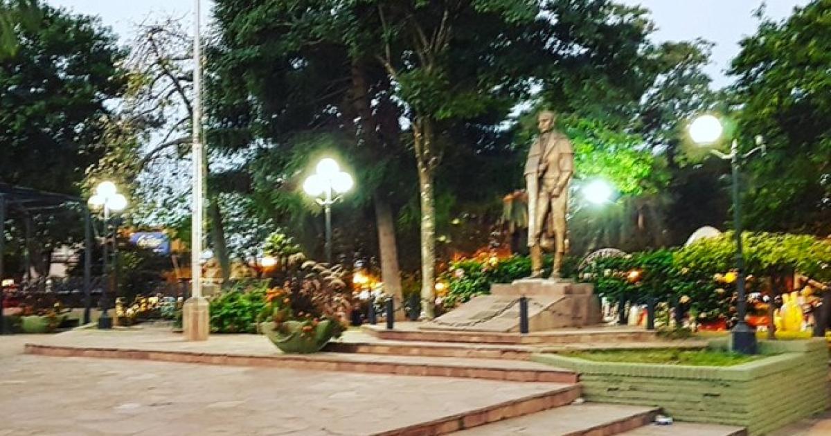 Aprehenden a docentes acusados de abuso sexual