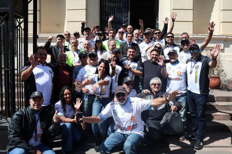 Mototurismo- Sadir recibioacute a participantes