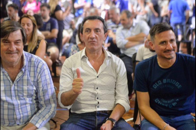 Gimnasia explicoacute por queacute su presidente fue visto en el Hipoacutedromo luego de recibir una inhibicioacuten