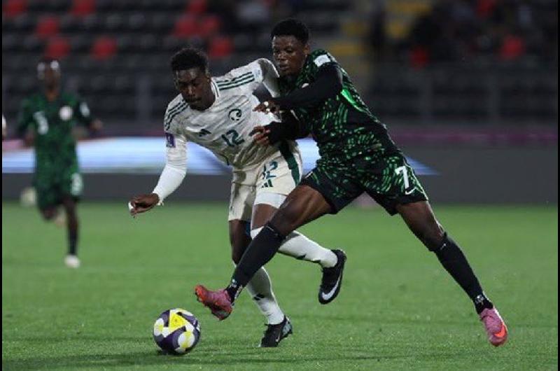 Nigeria se lo ganoacute a Arabia Saudita sobre el final y suentildea con la clasificacioacuten en el Mundial Sub 20