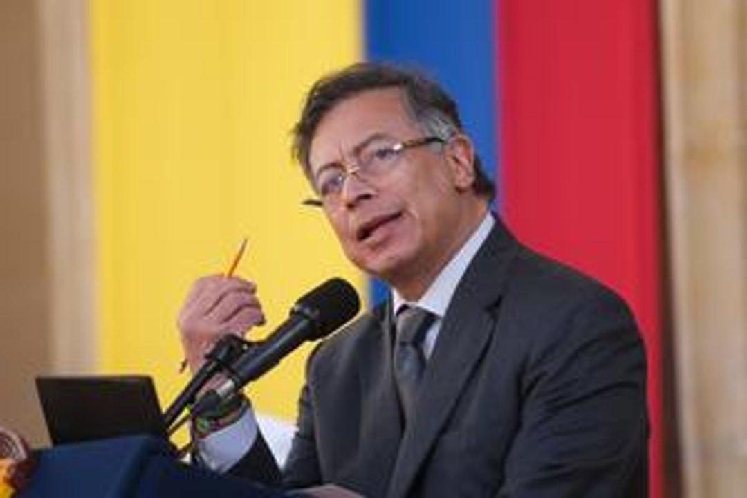Petro acusa a Estados Unidos de ldquoasesinatordquo al matar con un misil a tripulantes de una lancha 