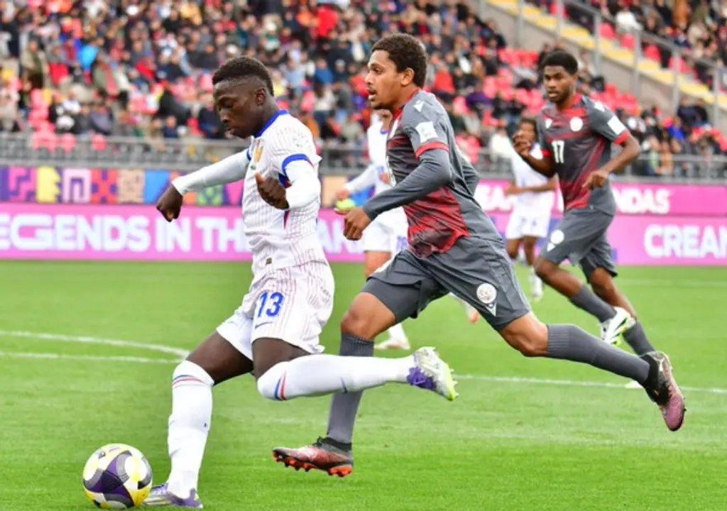 Francia goleoacute 6-0 a Nueva Caledonia y clasificoacute como mejor tercero en el Mundial Sub 20