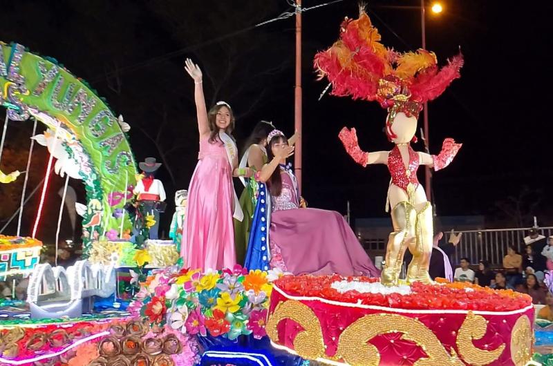 Preparan exposicioacuten y desfile de carrozas que representaron a San Pedro en la FNE