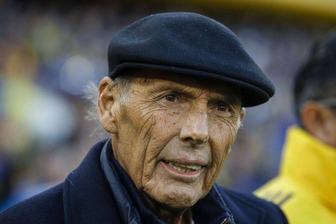 Tras la goleada a Newellacutes al mando de Uacutebeda sigue la preocupacioacuten en Boca por la salud de Russo
