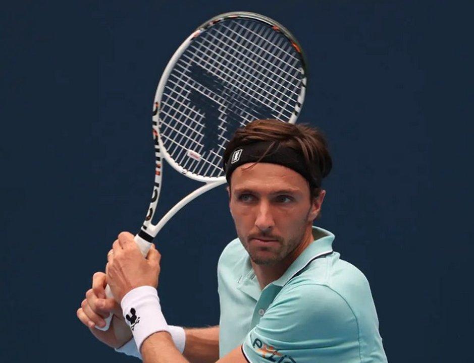 Arthur Rinderknech sorprendioacute a Zverev y avanzoacute a octavos del Masters 1000 de Shanghaacutei