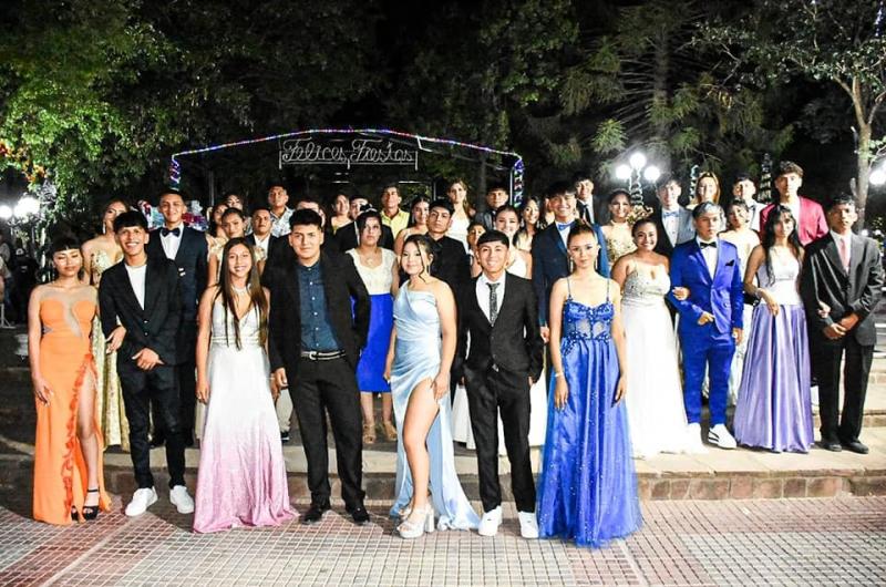 En San Pedro la Cena Blanca 2025 se haraacute con costo cero para los egresados