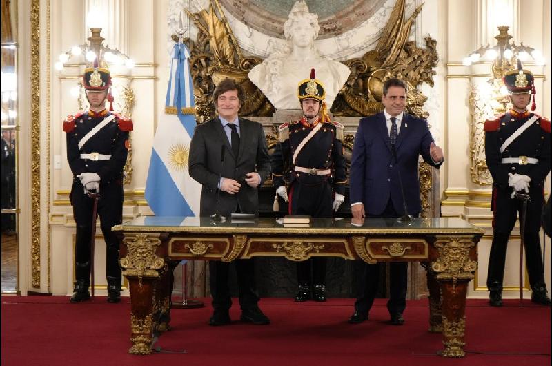 El Gobierno anticipoacute que apelaraacute en caso de que la Justicia no acepte reimprimir las boletas