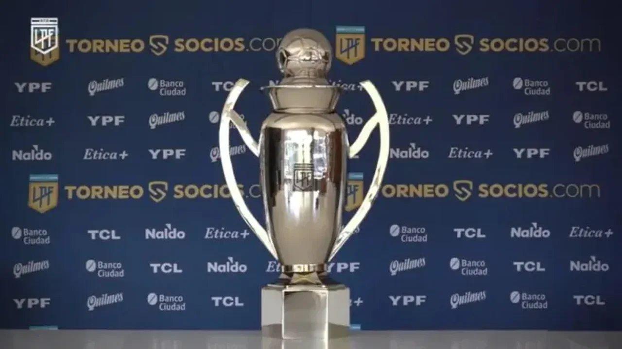 La AFA dio a conocer los aacuterbitros designados para la fecha 12 del Torneo Clausura