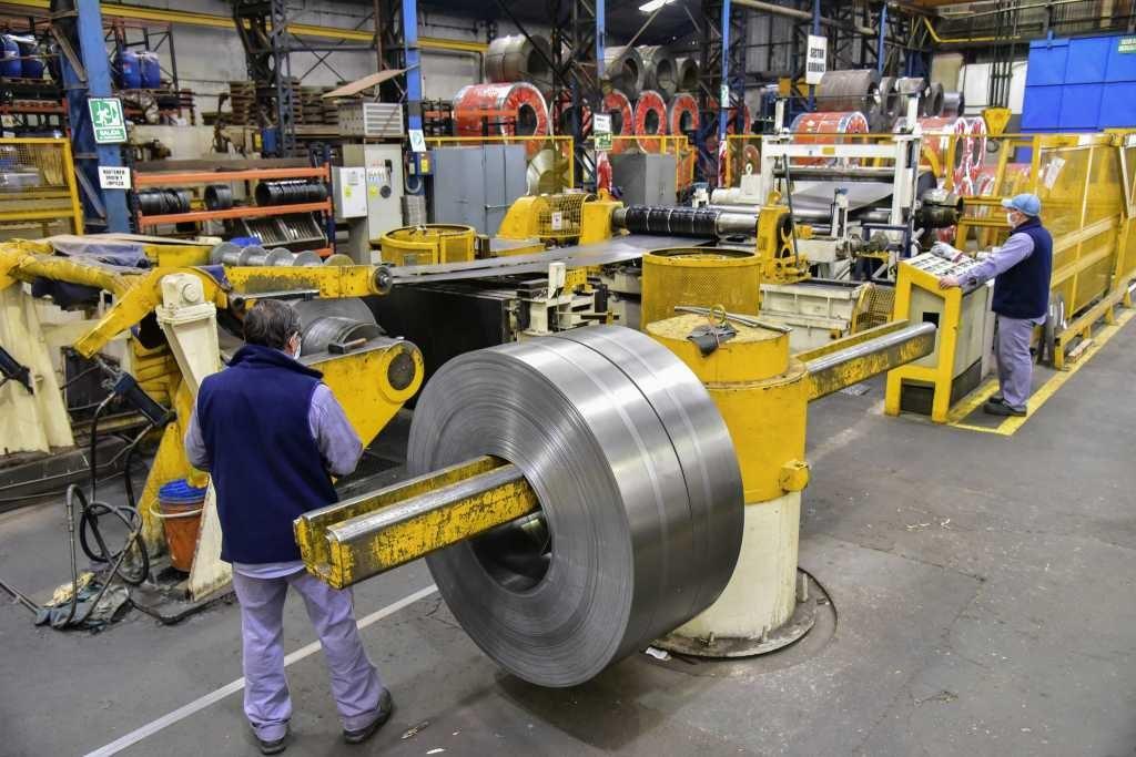 El Gobierno eliminoacute temporalmente las retenciones a las exportaciones de acero aluminio y derivados