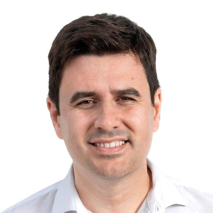 Toniolli sostiene que Espert debe dejar de ser diputado y la poliacutetica ldquotiene que dar un mensajerdquo 