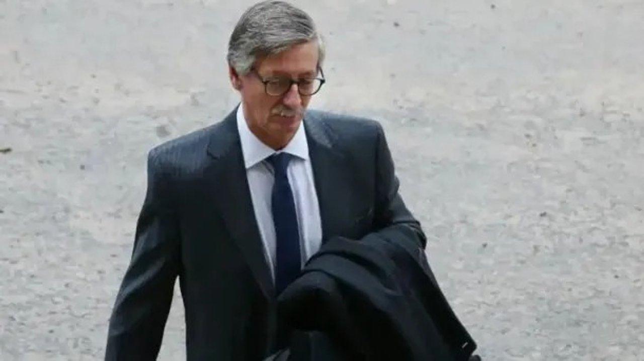 Taiano pide analizar los teleacutefonos secuestrados por Libra para conocer los mensajes de Milei