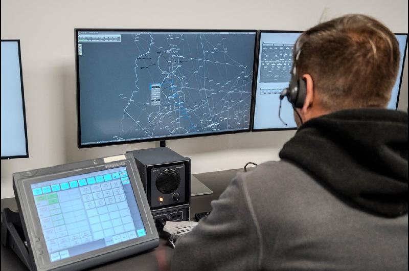 Avanza la instalacioacuten del nuevo Sistema de Gestioacuten del Traacutensito Aeacutereo en la Argentina