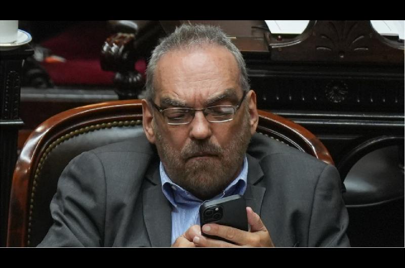 Debate por los DNUs- Fernando Iglesias tilda el proyecto de Unioacuten por la Patria de destituyente