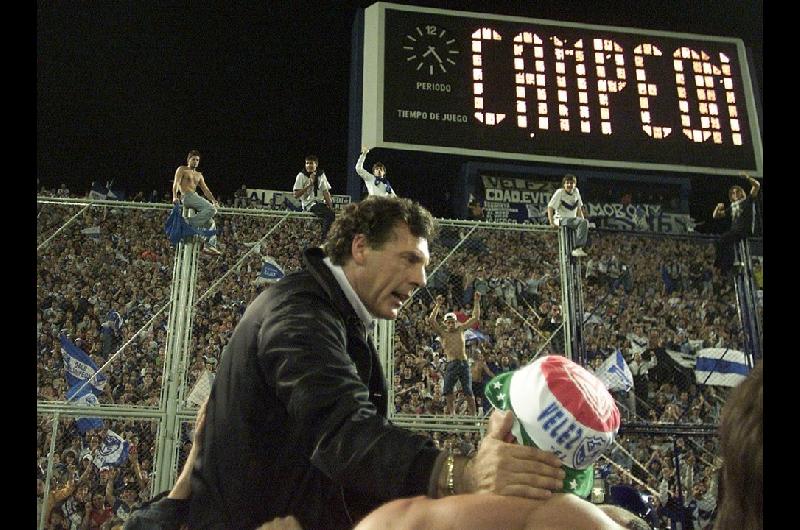Veacutelez despide a Miguel Aacutengel Russo y recuerda su legado en el Clausura 2005