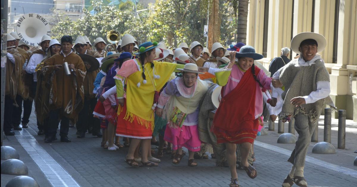 Presentaron la tradicional feria del trueque quiaquentildea e invitaron a participar a los jujentildeos