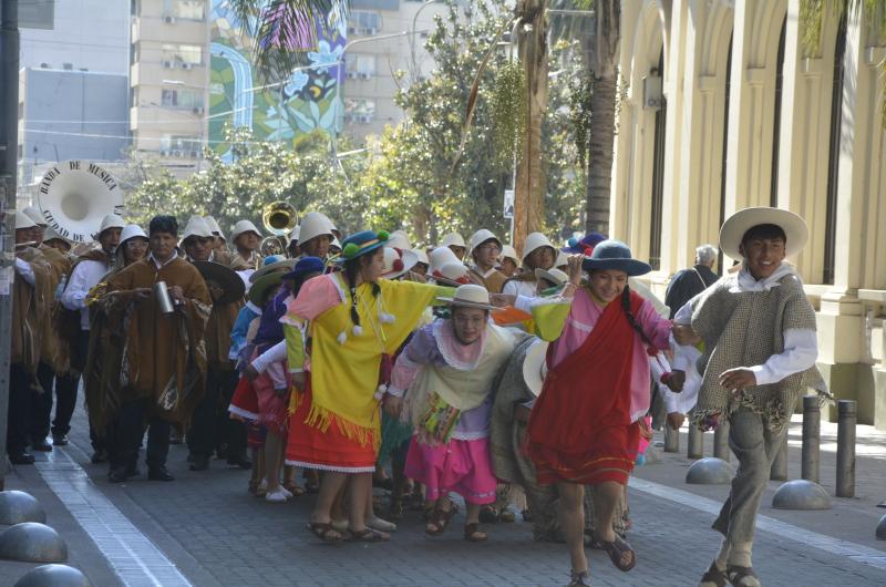 Presentaron la tradicional feria del trueque quiaquentildea e invitaron a participar a los jujentildeos