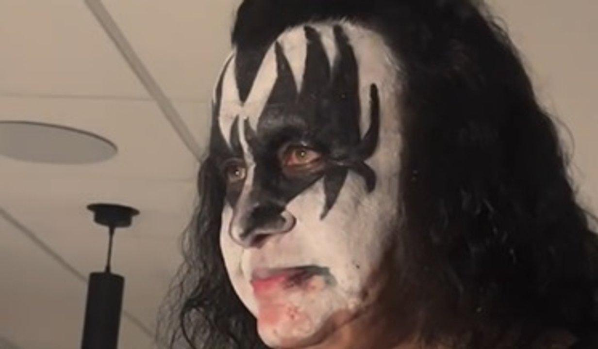 Preocupacioacuten por Gene Simmons el liacuteder de Kiss- se desmayoacute al volante
