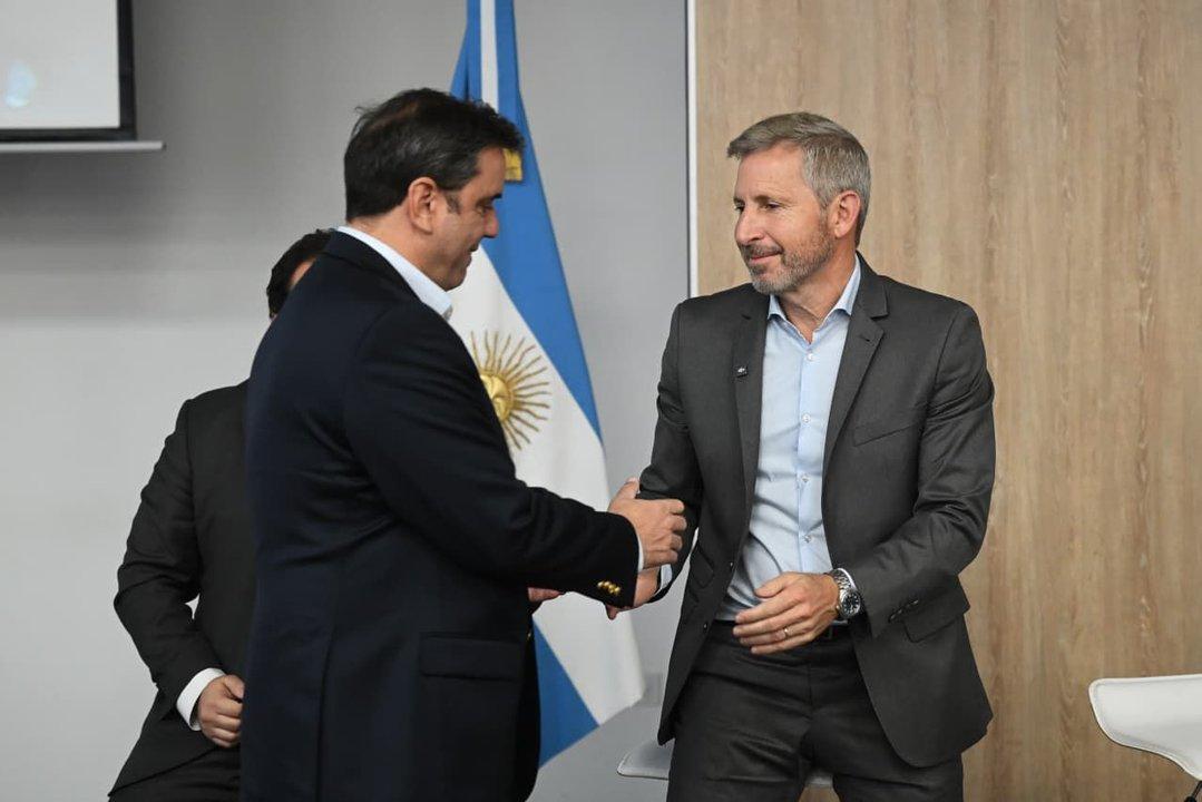 Catalaacuten mantuvo una agenda de trabajo junto a Frigerio en Entre Riacuteos