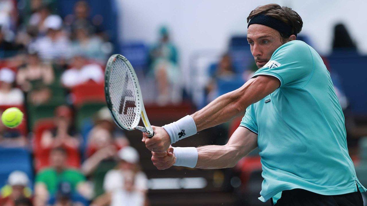 Rinderknech avanzoacute a semis y podriacutea haber una final entre primos en el Masters 1000 de Shanghaacutei