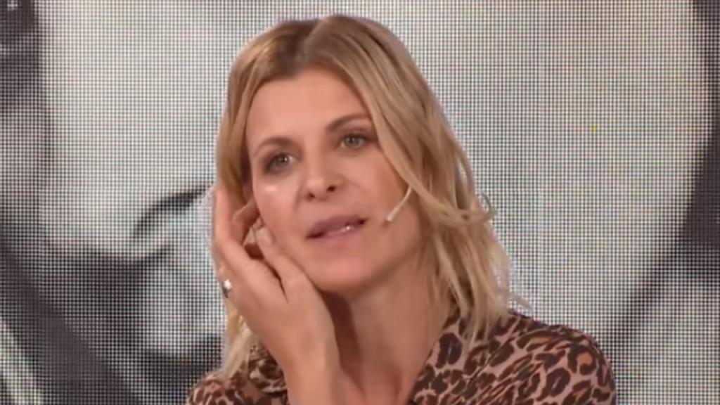 El enojo de Eugenia Tobal por su posicioacuten en la foto grupal de MasterChef Celebrity- ldquoEncuentrenrdquo