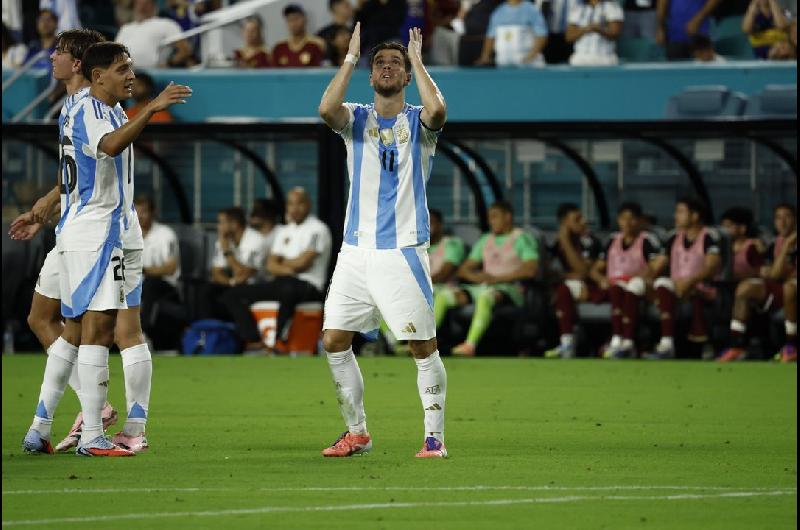 Lo Celso tras el triunfo argentino ante Venezuela- ldquoA este grupo lo caracteriza la competenciardquo