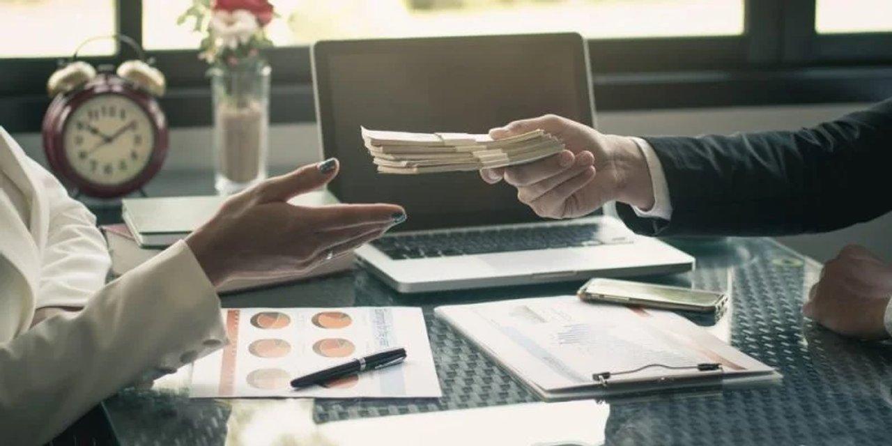 ANSES elimina la asignacioacuten familiar a los que cobran maacutes de 24 millones de pesos 