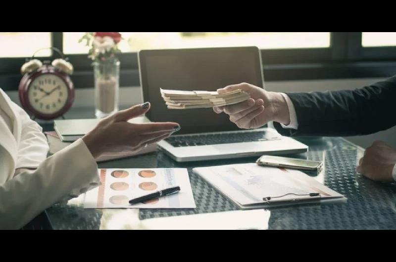 ANSES elimina la asignacioacuten familiar a los que cobran maacutes de 24 millones de pesos 