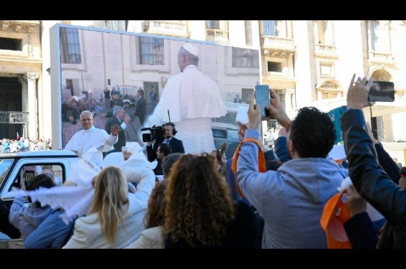 ldquoNo abandonemos a nuestros hermanosrdquo- el papa Leoacuten XIV pidioacute apoyo a los cristianos perseguidos
