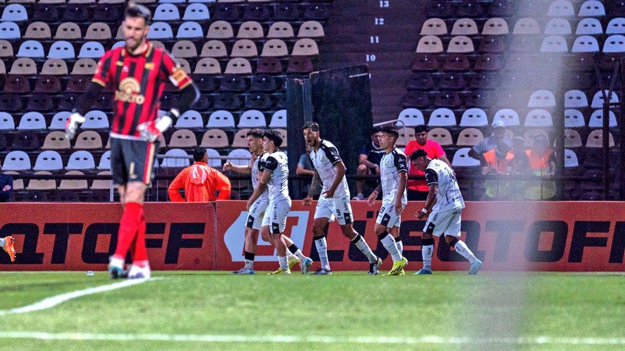El camino de Gimnasia de Mendoza campeoacuten y primer ascendido a la Primera Divisioacuten
