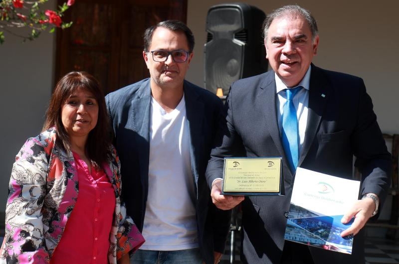 Declararon Hueacutesped de Honor al periodista Luis Otero