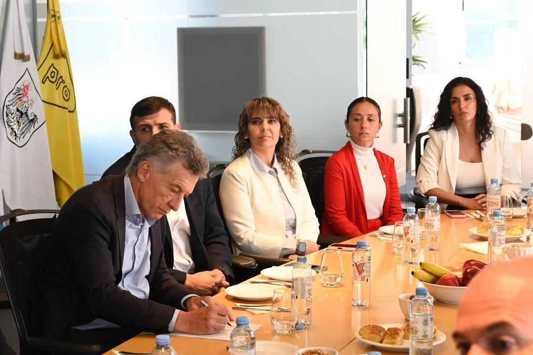 El PRO celebroacute la liberacioacuten de los rehenes secuestrados por Hamaacutes y pidioacute por la reconstruccioacuten de Gaza