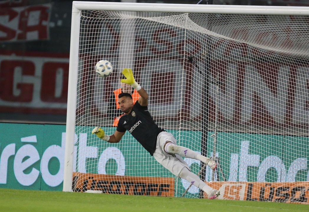 Sergio Romero cerca de firmar su salida en Boca para sumarse a Argentinos Juniors