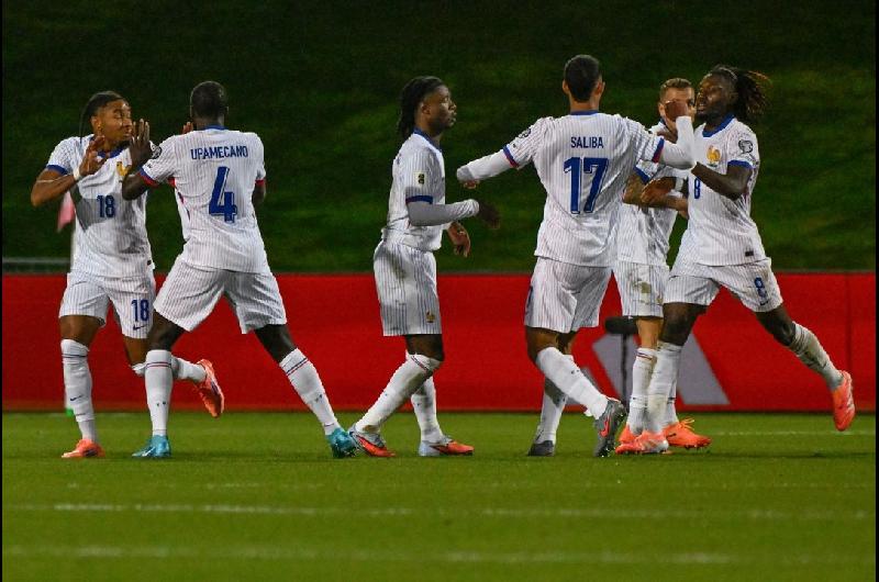 Francia empatoacute ante Islandia y no pudo sellar su clasificacioacuten al Mundial 2026