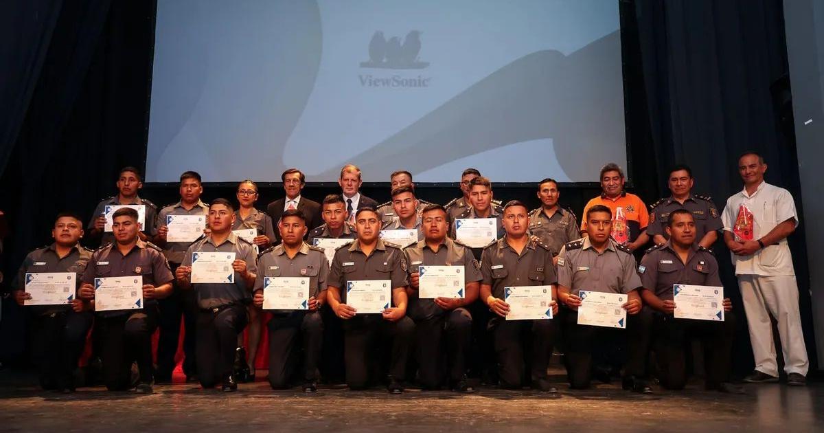 Bomberos de Jujuy se especializaron en buceo rescate en altura y otras acciones