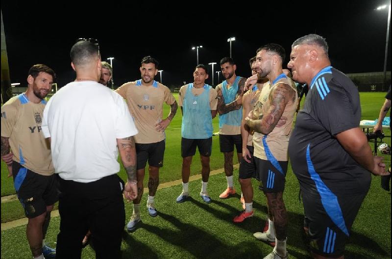 Invitado de lujo- Daddy Yankee estuvo en el entrenamiento de la Seleccioacuten 