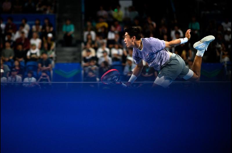 Brandon Nakashima arrancoacute con firmeza en el Almaty Open y ya estaacute en octavos de final