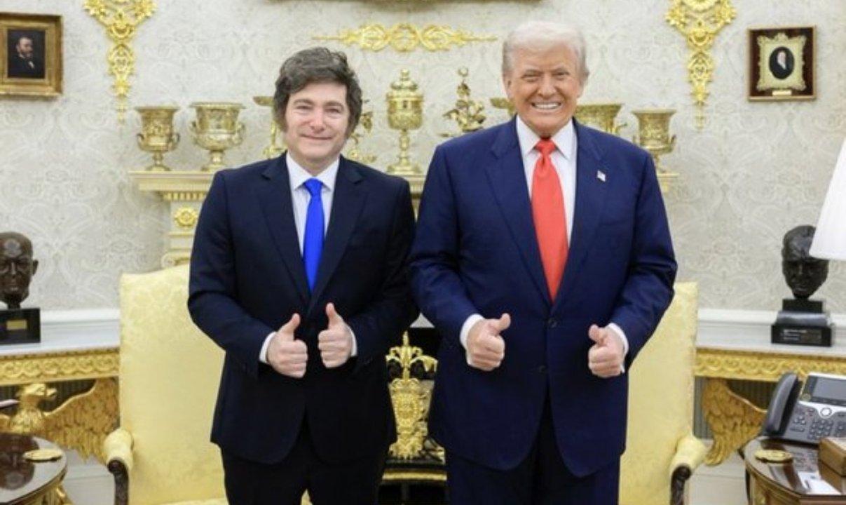 El salvavidas de plomo- cuando Trump le ofrece a Milei doacutelares a cambio de soberaniacutea
