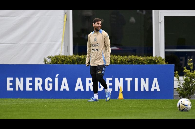 Nuevo reacutecord- Messi se convirtioacute en el maacuteximo asistidor de la historia a nivel selecciones