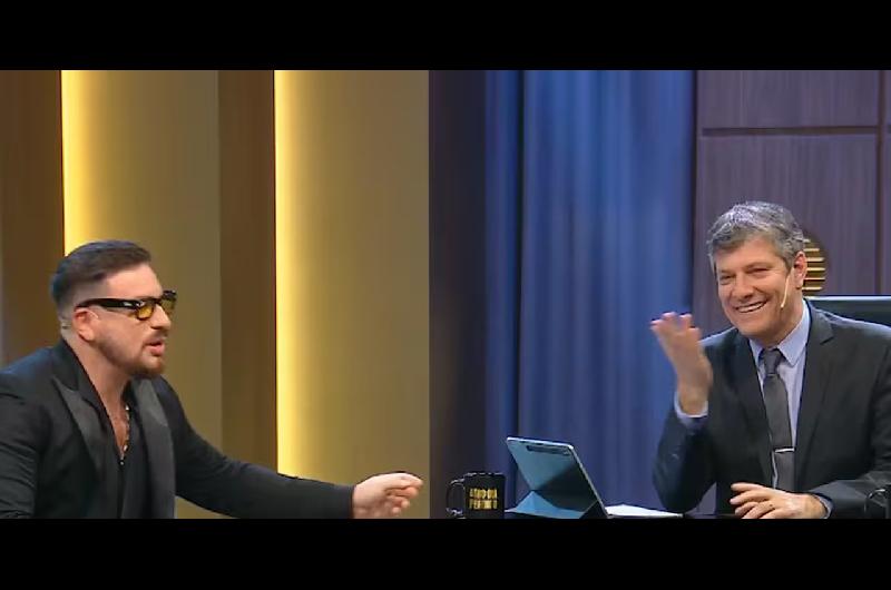 Mario Pergolini enfrentoacute a Fede Bal con una politoacuteloga y terminoacute en un coqueteo en vivo