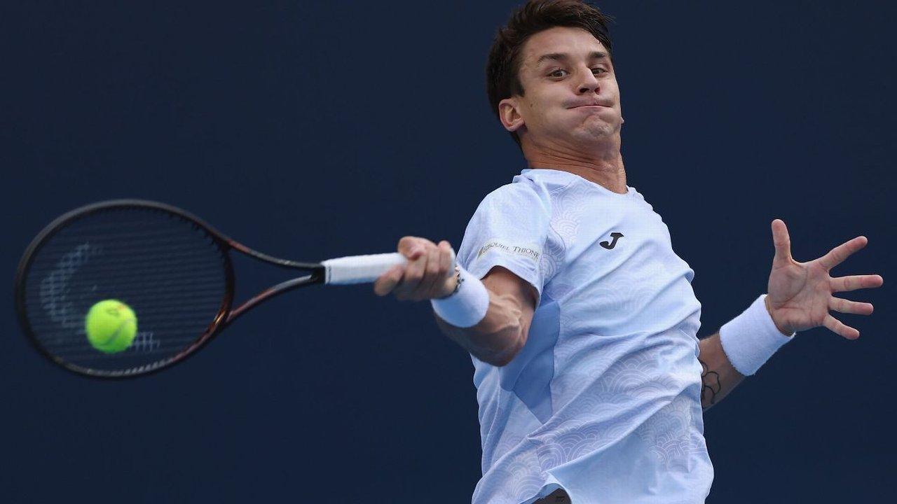 Ugo Carabelli se retiroacute por problemas fiacutesicos en la primera ronda del ATP 250 de Estocolmo