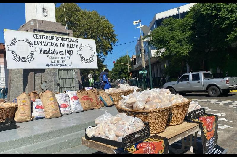 Regalaraacuten 4 mil kilos de pan en protesta contra el gobierno de Javier Milei- cuaacutendo y doacutende
