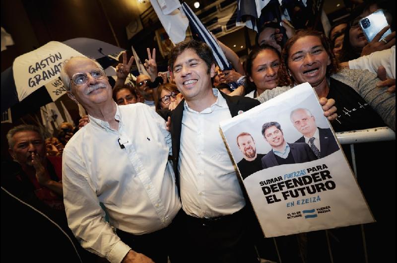 Kicillof- ldquoNo cambio ni un minuto junto a los trabajadores por el abrazo de un presidente extranjerordquo