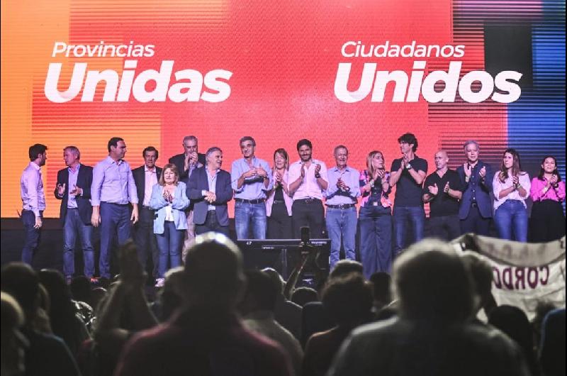 Los gobernadores de Provincias Unidas apoyaron a Lousteau Ocantildea y Randazzo y llamaron a superar la grieta