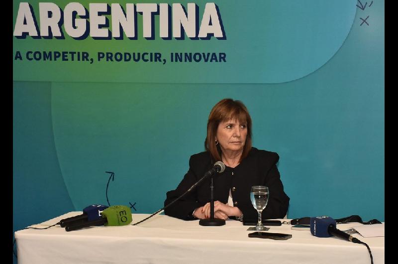El Gobierno firma un acuerdo antiterrorista con el FBI de Estados Unidos