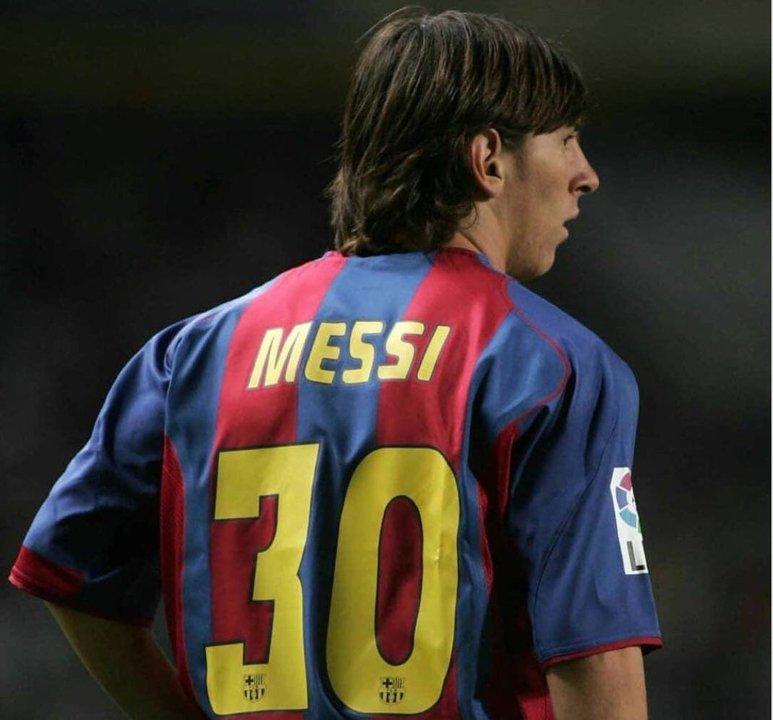 ldquo21 antildeos yahellip Increiacuteblerdquo- el mensaje de Messi a maacutes de dos deacutecadas de su debut con el Barcelona