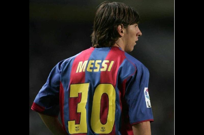 ldquo21 antildeos yahellip Increiacuteblerdquo- el mensaje de Messi a maacutes de dos deacutecadas de su debut con el Barcelona