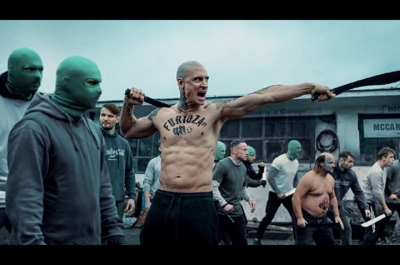 Coacutemo es ldquoFurioza 2rdquo la nueva y cruda peliacutecula de accioacuten que estaacute entre lo maacutes visto de Netflix