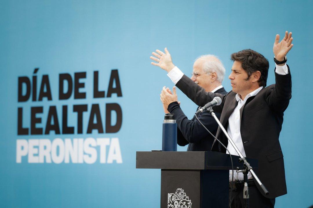 Axel Kicillof y otra chicana a Milei- dijo que Scott Bessent es el nuevo ministro de Economiacutea 