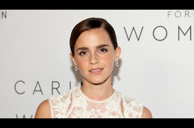 Emma Watson sobre las presiones de Hollywood- ldquoEstaacutes en una pesadilla de belleza al estilo Survivorrdquo
