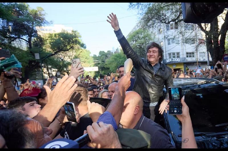 Javier Milei llega a Santiago del Estero y Tucumaacuten en el tramo final de su gira nacional